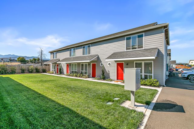 174 Northridge Terrace, Medford, OR 97501