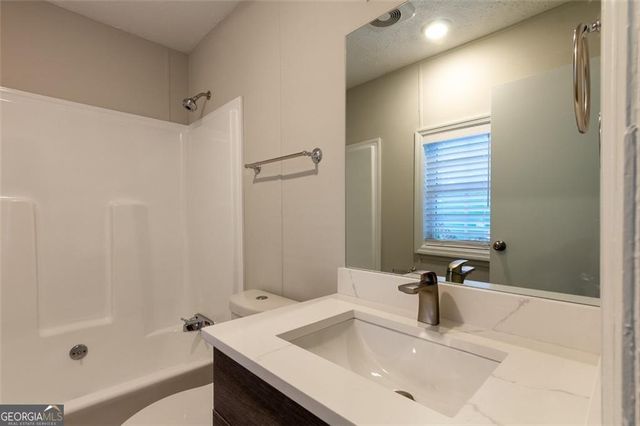 6140 Jones Road, Flowery Branch, GA 30542