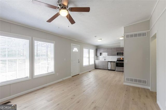 6140 Jones Road, Flowery Branch, GA 30542