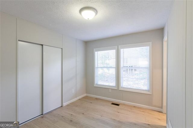 6140 Jones Road, Flowery Branch, GA 30542