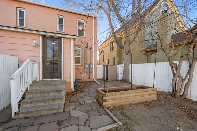 2755 N Lafayette Street, Denver, CO 80205