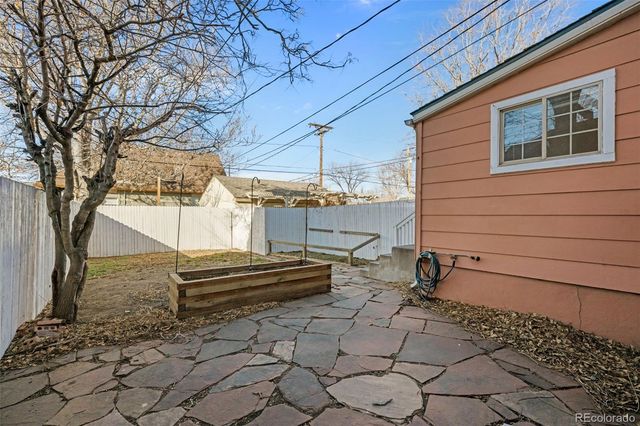 2755 N Lafayette Street, Denver, CO 80205