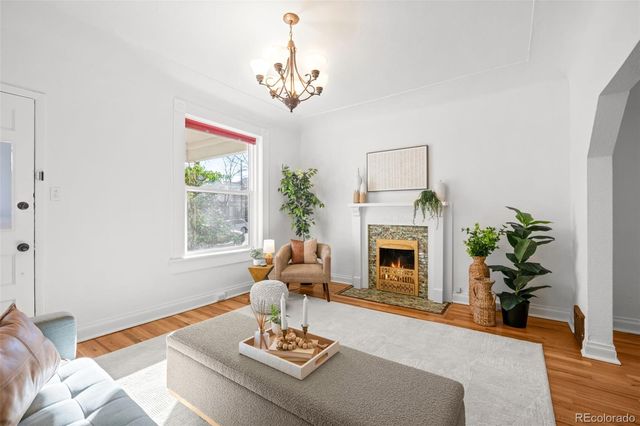 2755 N Lafayette Street, Denver, CO 80205