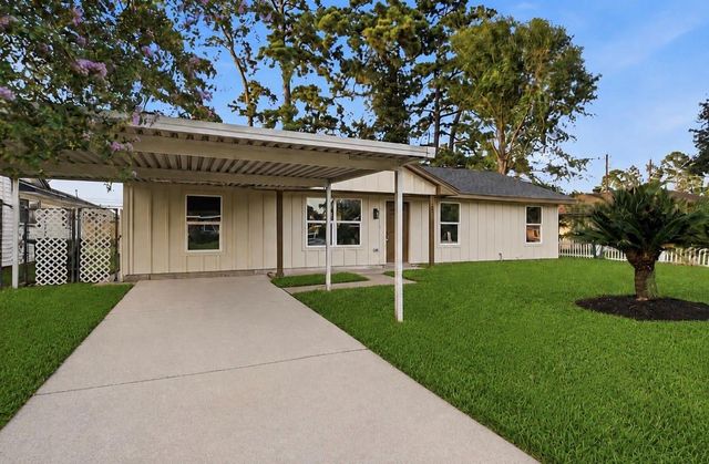 7447 Langley Road, Houston, TX 77016