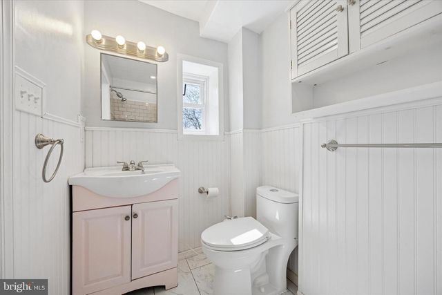 135 EAST ST, Philadelphia, PA 19127