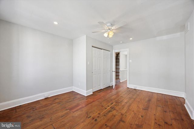 135 EAST ST, Philadelphia, PA 19127