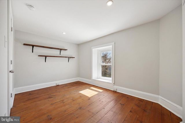 135 EAST ST, Philadelphia, PA 19127