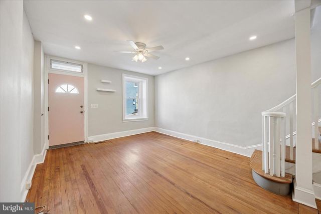 135 EAST ST, Philadelphia, PA 19127