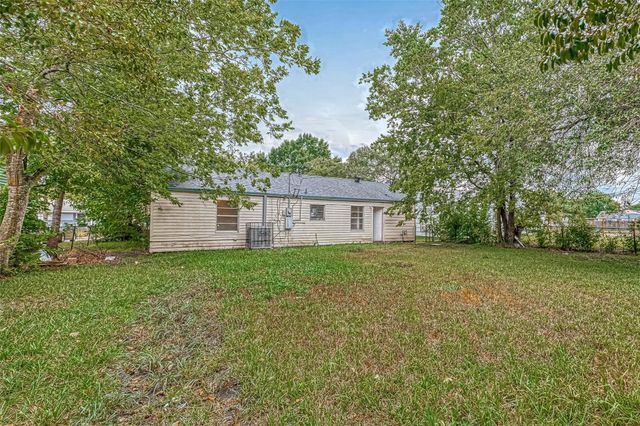5707 Lakefield Drive, Houston, TX 77033