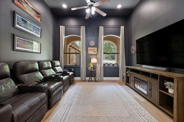 102 Blue Jay DR, Lakeway, TX 78734