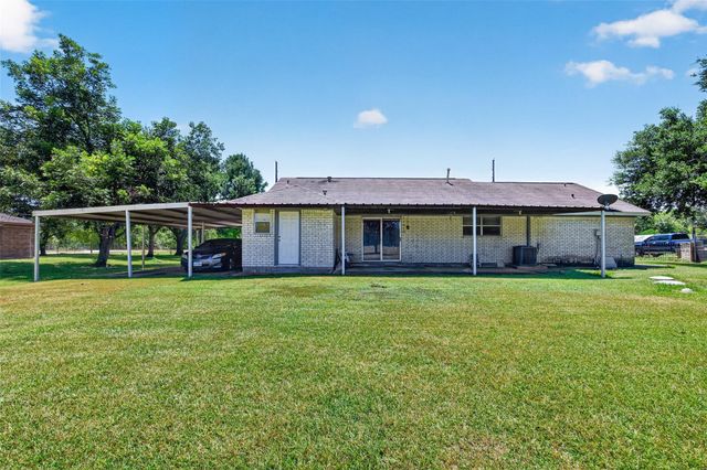 2615 County Road 956, Rosharon, TX 77583