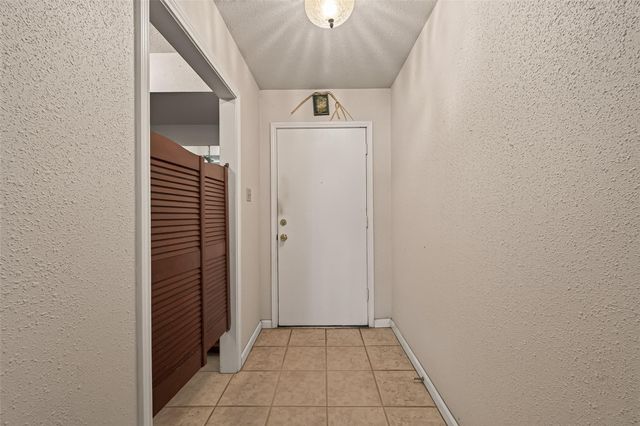 2615 County Road 956, Rosharon, TX 77583