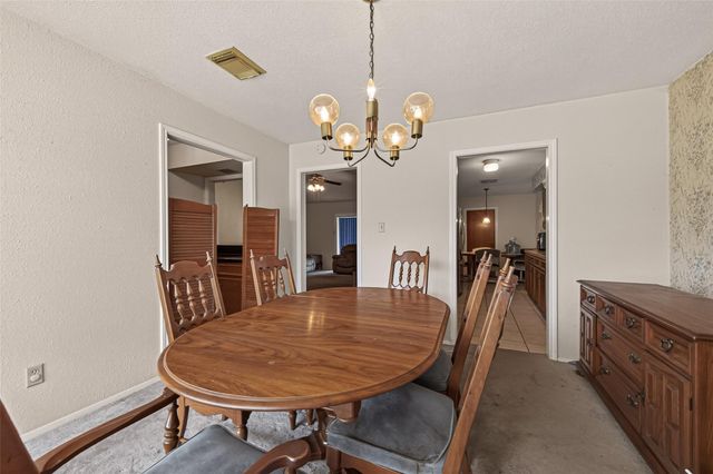 2615 County Road 956, Rosharon, TX 77583