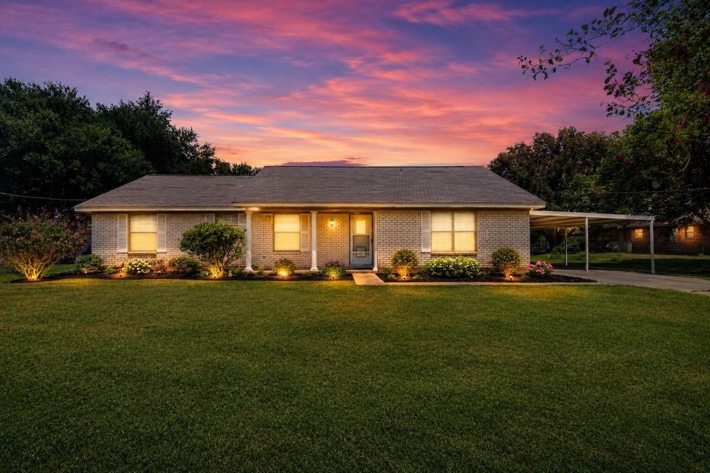 2615 County Road 956, Rosharon, TX 77583