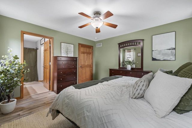 1446 Mulberry STREET, Hartford, WI 53027