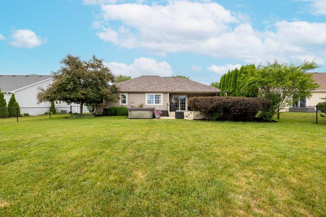 1446 Mulberry STREET, Hartford, WI 53027
