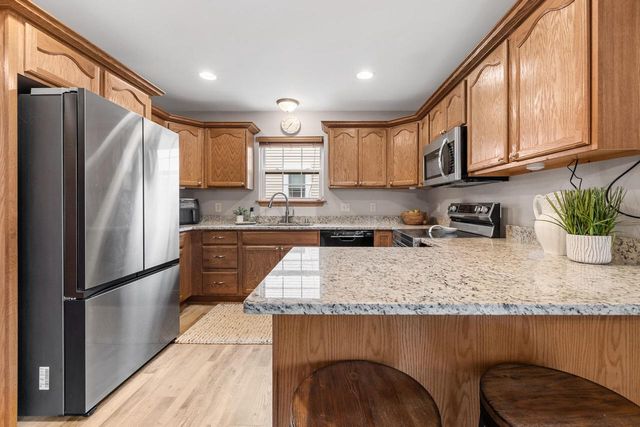 1446 Mulberry STREET, Hartford, WI 53027