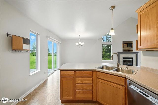 4543 S Twin Peaks Drive, Wasilla, AK 99654