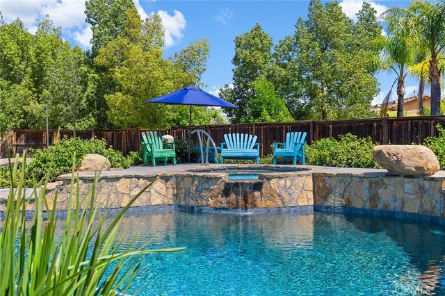 42260 Chisolm Trail, Murrieta, CA 92562