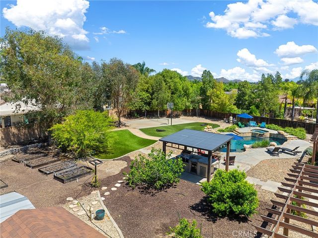 42260 Chisolm Trail, Murrieta, CA 92562