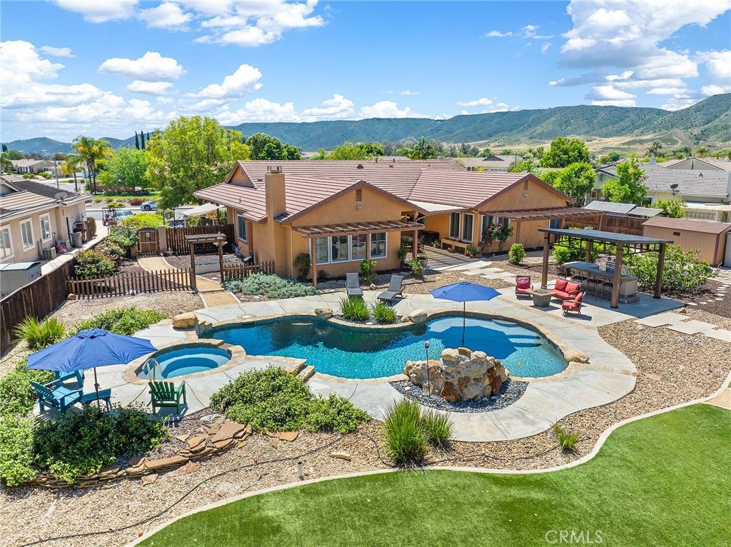 42260 Chisolm Trail, Murrieta, CA 92562