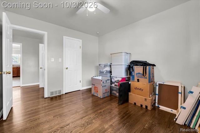 13440 Northfield Boulevard, Oak Park, MI 48237