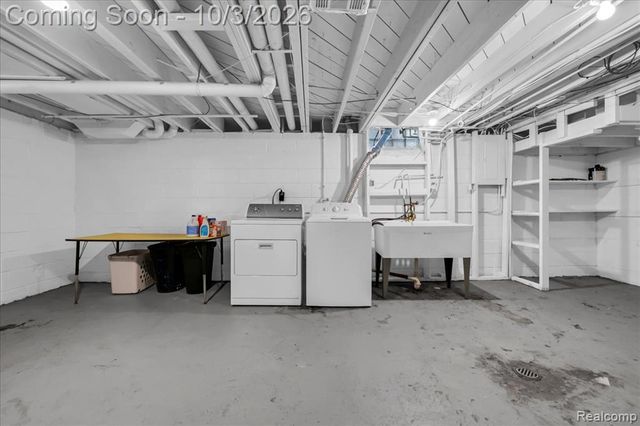 13440 Northfield Boulevard, Oak Park, MI 48237