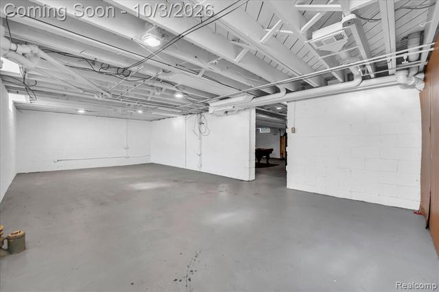 13440 Northfield Boulevard, Oak Park, MI 48237