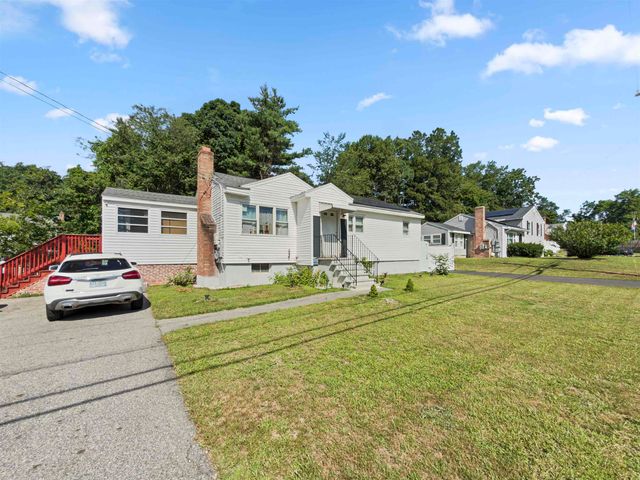 8 Haigh Avenue, Salem, NH 03079