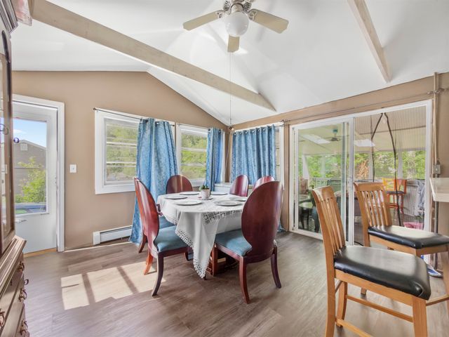 8 Haigh Avenue, Salem, NH 03079