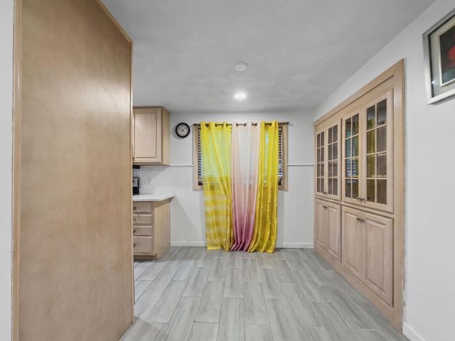 8 Haigh Avenue, Salem, NH 03079