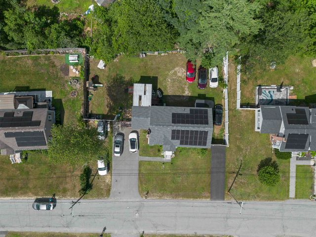 8 Haigh Avenue, Salem, NH 03079