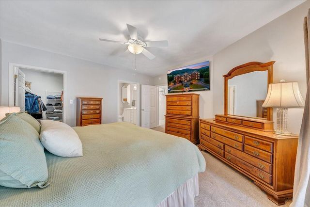 4448 Pheasant Ridge Rd Apt 304, Roanoke, VA 24014