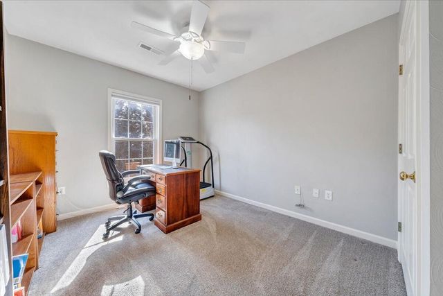 4448 Pheasant Ridge Rd Apt 304, Roanoke, VA 24014