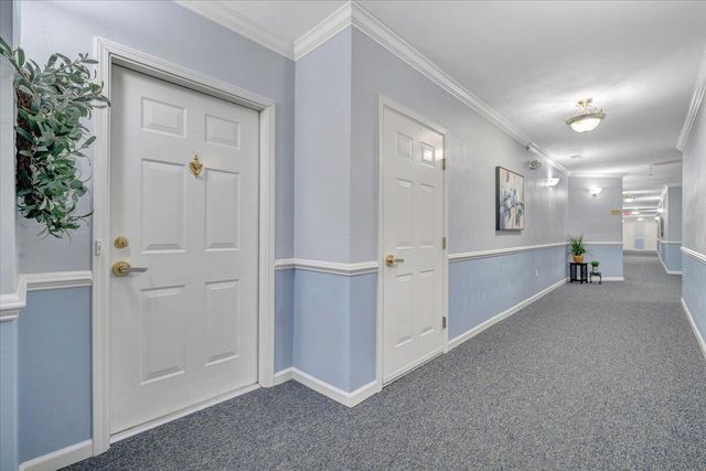 4448 Pheasant Ridge Rd Apt 304, Roanoke, VA 24014