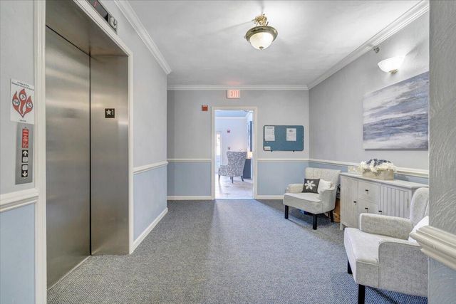 4448 Pheasant Ridge Rd Apt 304, Roanoke, VA 24014