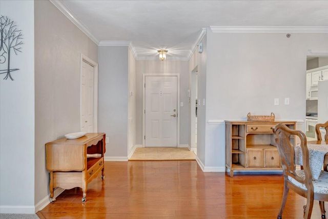 4448 Pheasant Ridge Rd Apt 304, Roanoke, VA 24014