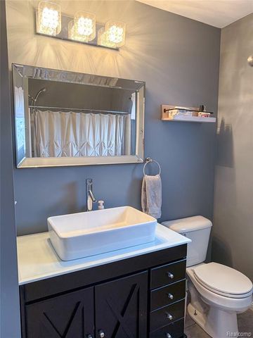 468 Windy Bluff, Flushing, MI 48433