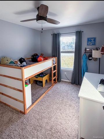 468 Windy Bluff, Flushing, MI 48433