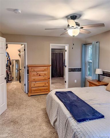 468 Windy Bluff, Flushing, MI 48433