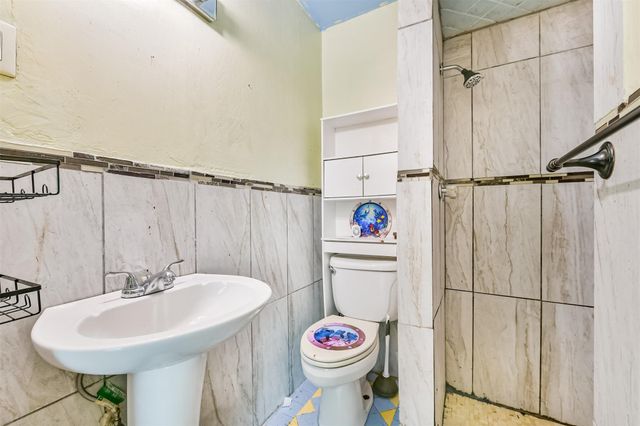 1732 Highway 3, La Marque, TX 77568