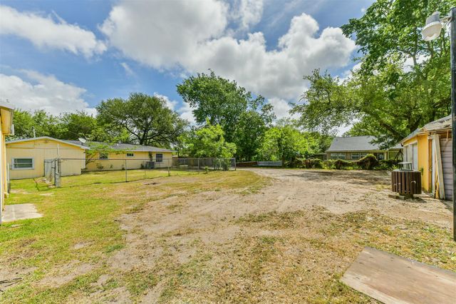 1732 Highway 3, La Marque, TX 77568