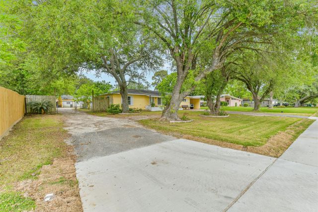 1732 Highway 3, La Marque, TX 77568