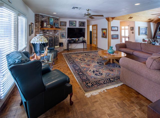 7918 Fairdale Lane, Houston, TX 77063