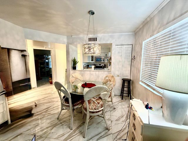 1105 Lake Shore Drive 104, Lake Park, FL 33403