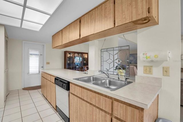11030 LINKSIDE DRIVE 11030, Port Richey, FL 34668