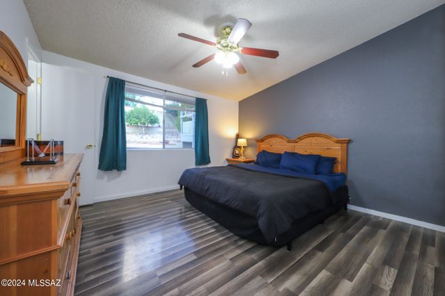 9789 E Burnett Street, Tucson, AZ 85730
