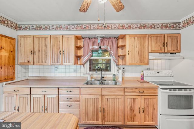 504 N MILDRED ST, Ranson, WV 25438