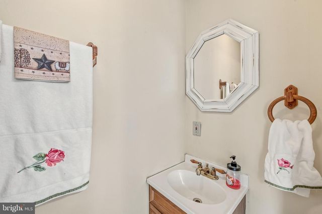 504 N MILDRED ST, Ranson, WV 25438