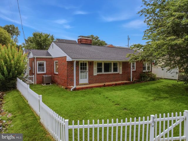 504 N MILDRED ST, Ranson, WV 25438